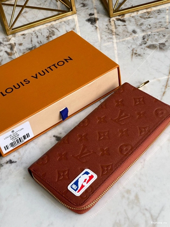 Frstbag ru VUITTON LVXNBA LOUIS WALLET ZIPPY 0724
